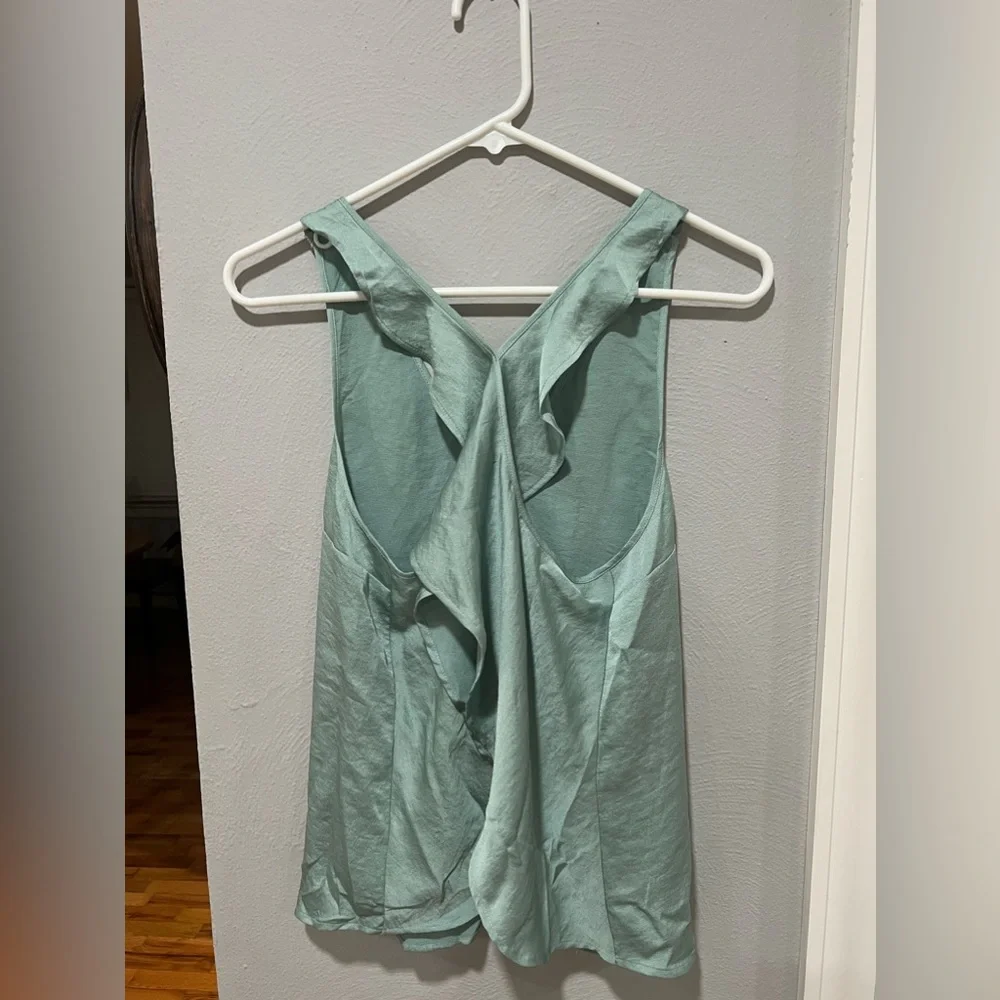 Express Flowy Tank - Picture 3 of 5